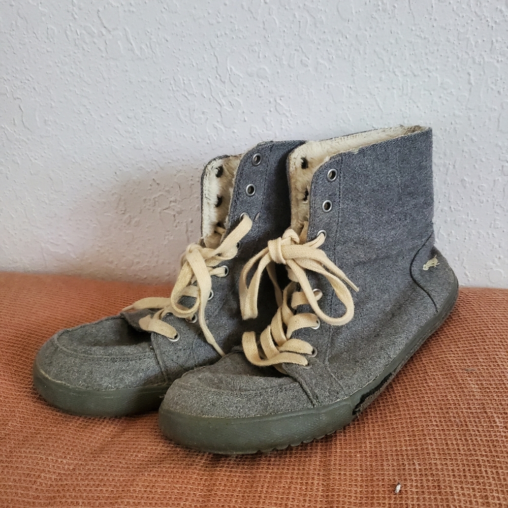Rocket Dog Sherpa Boots 7.5